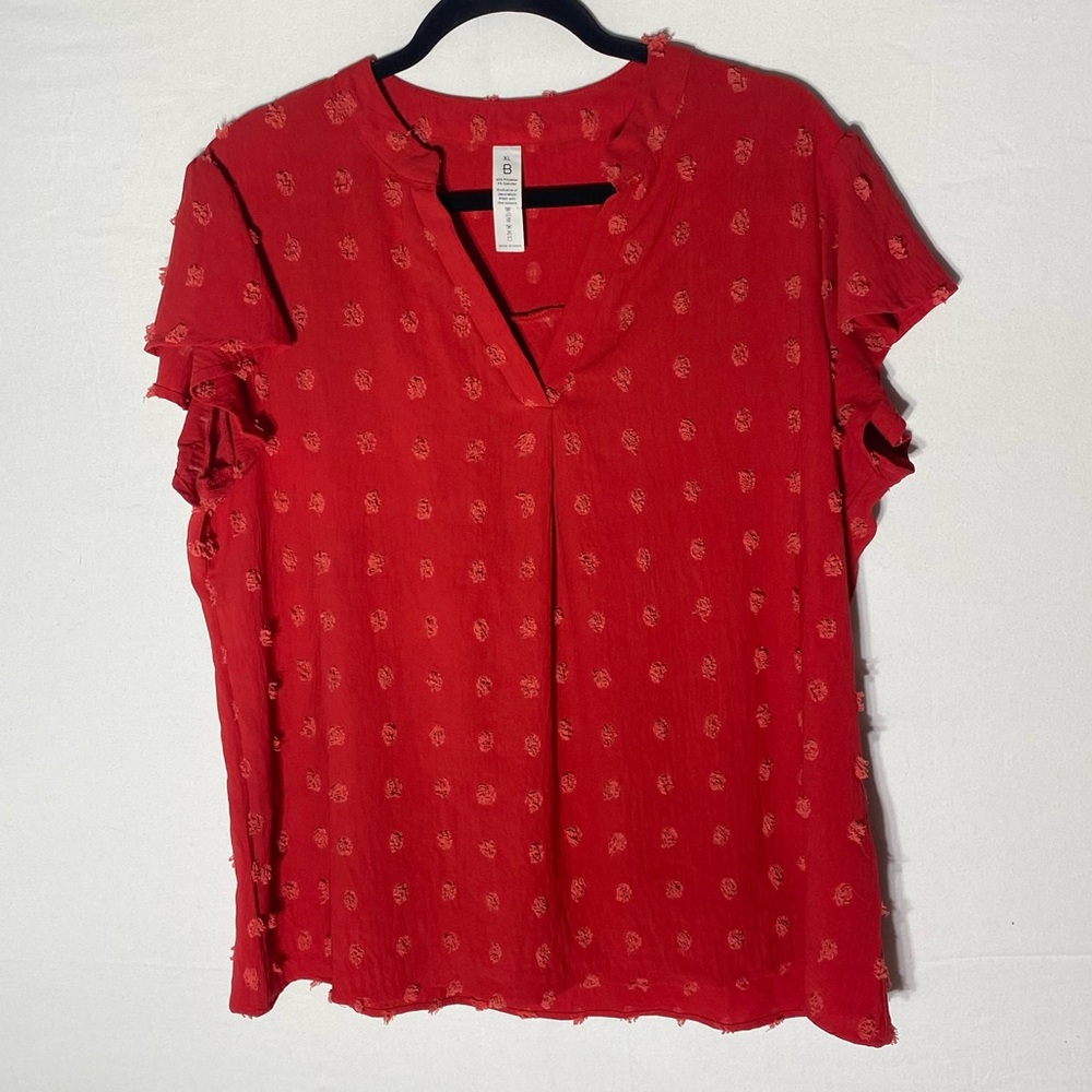 5/$25 B Red Textured Dots Short Sleeve Blouse XL